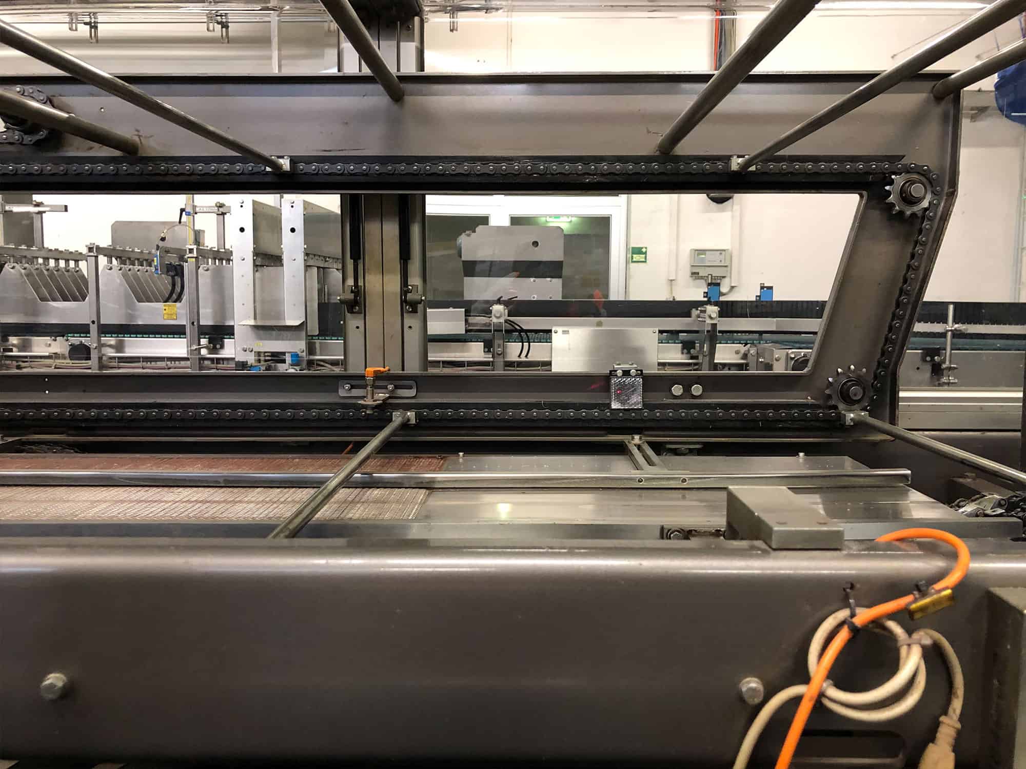 Sala de trabajo of Dimac V25V