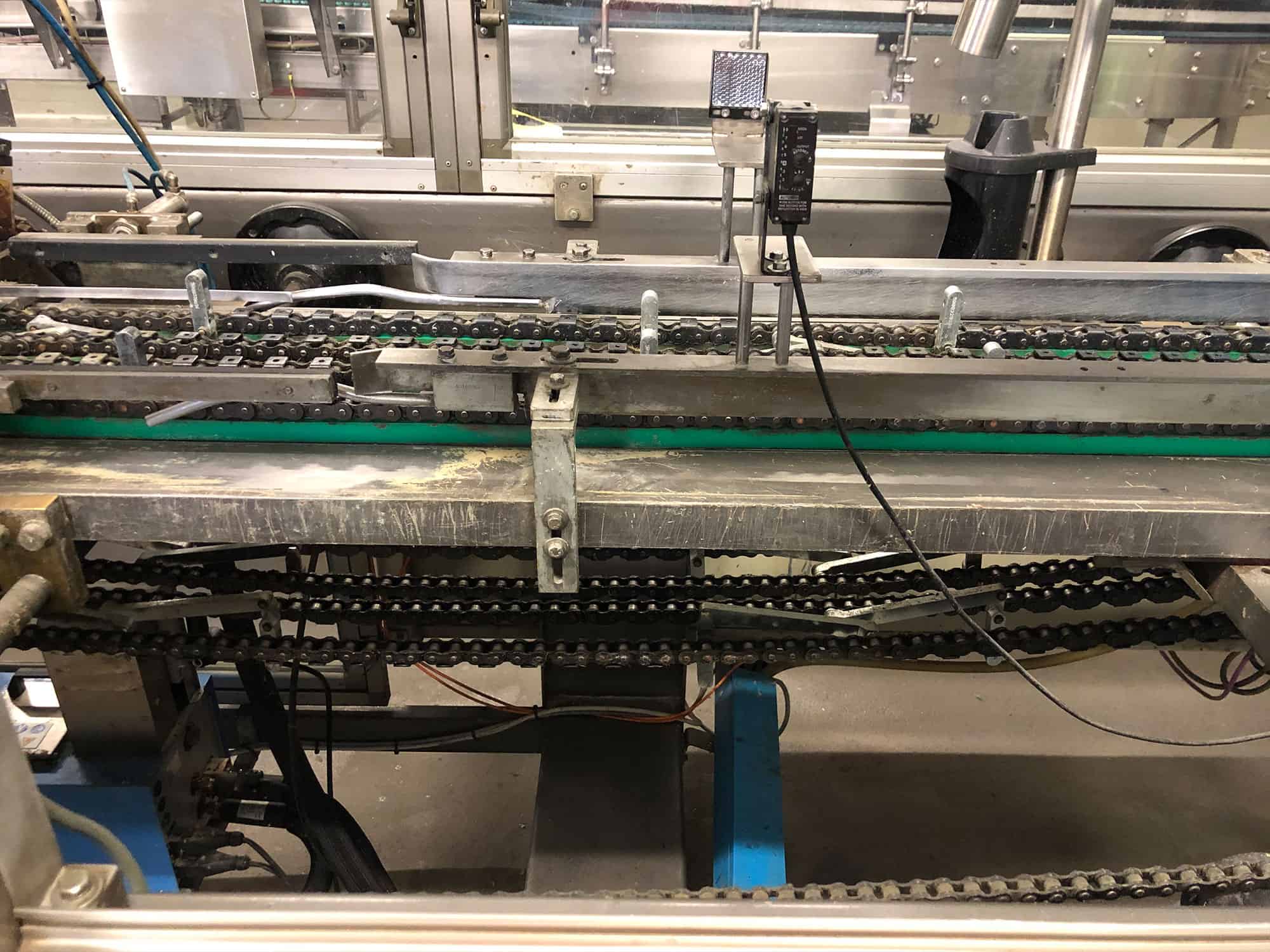 Sala de trabajo of Dimac V25V