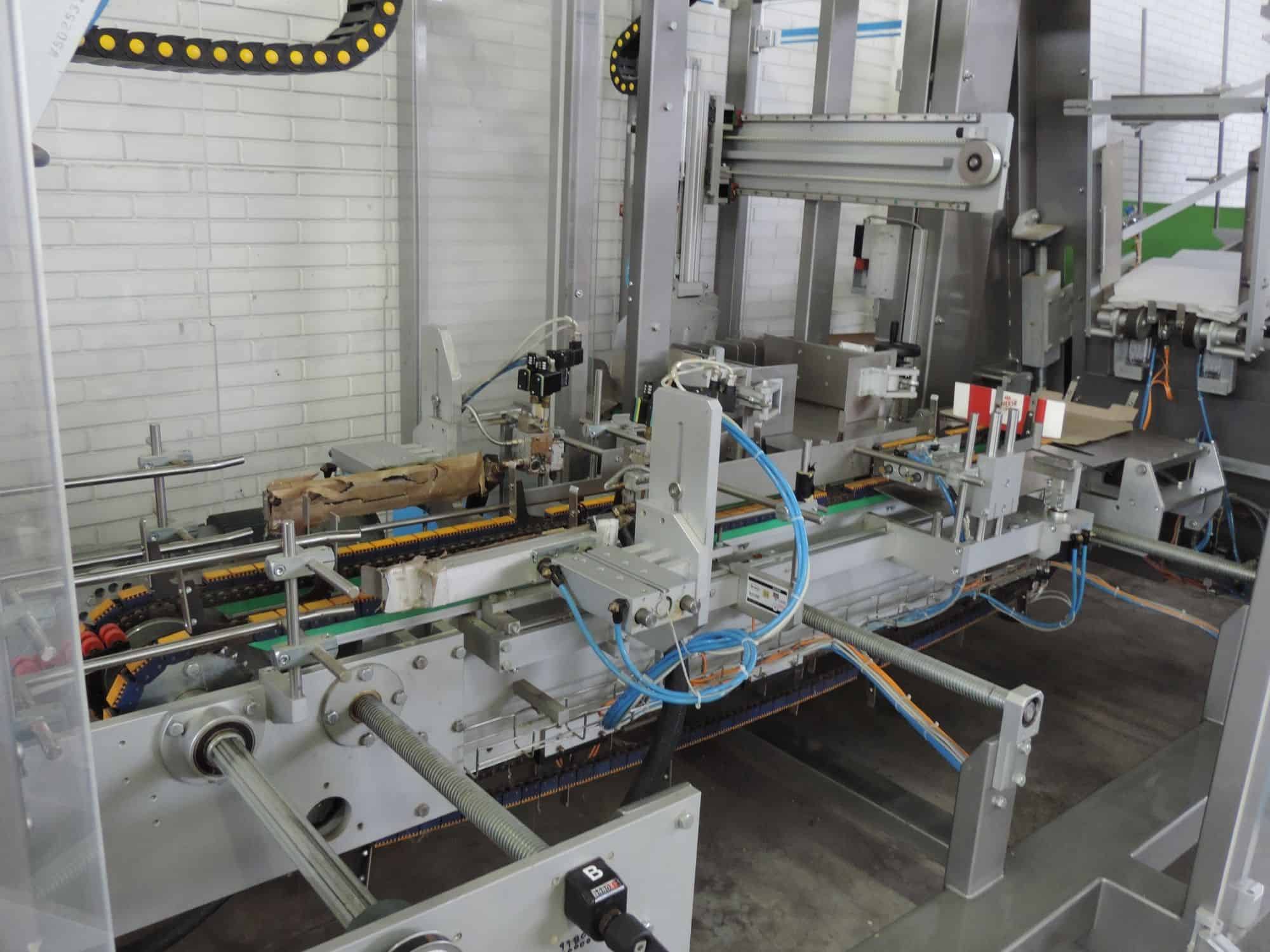 Sala de trabajo of Cama Group FW 749